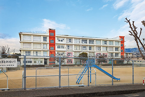 錦が丘小学校