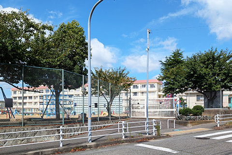 ■北五葉小学校