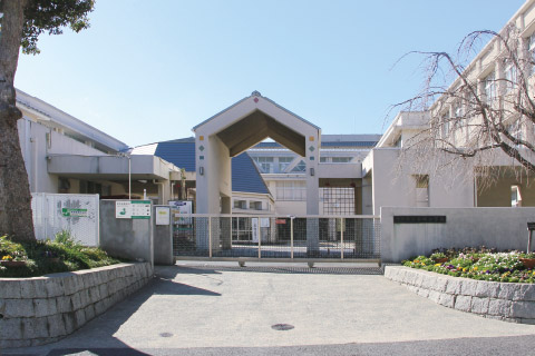 魚崎小学校